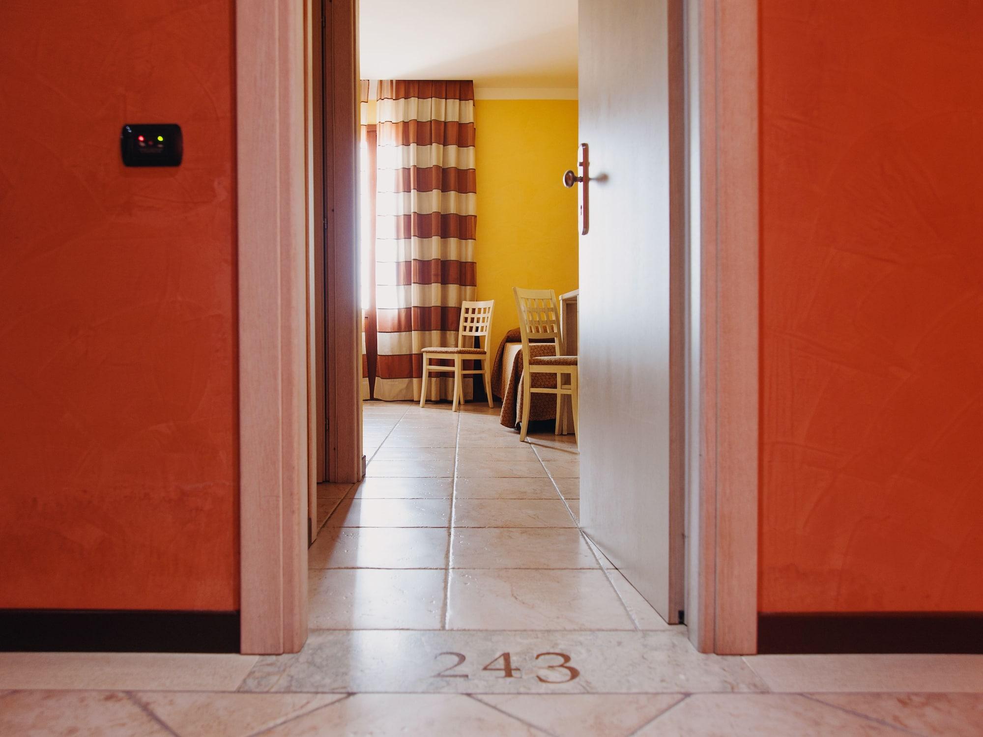 Zina Family Hotel