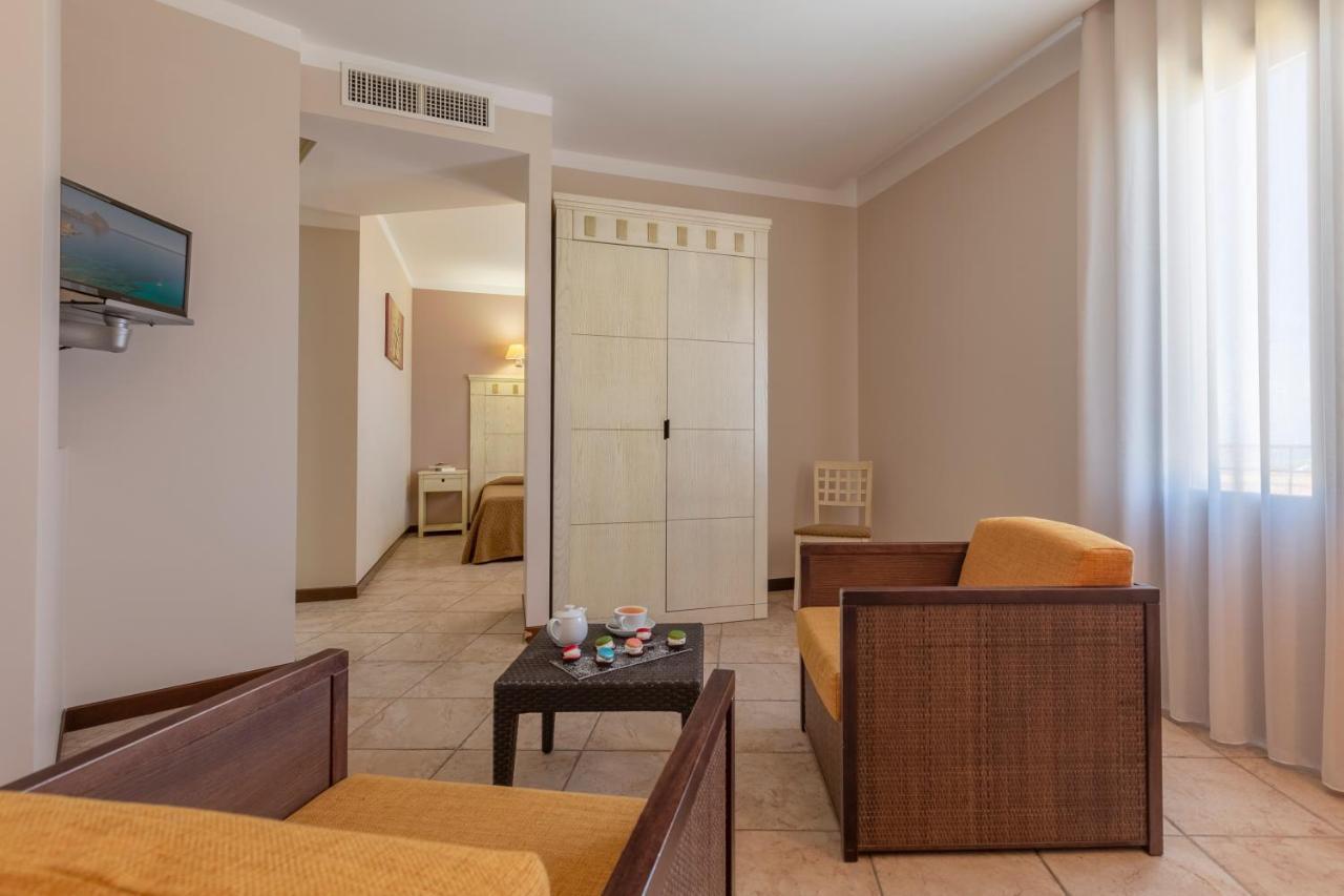 Zina Family Hotel