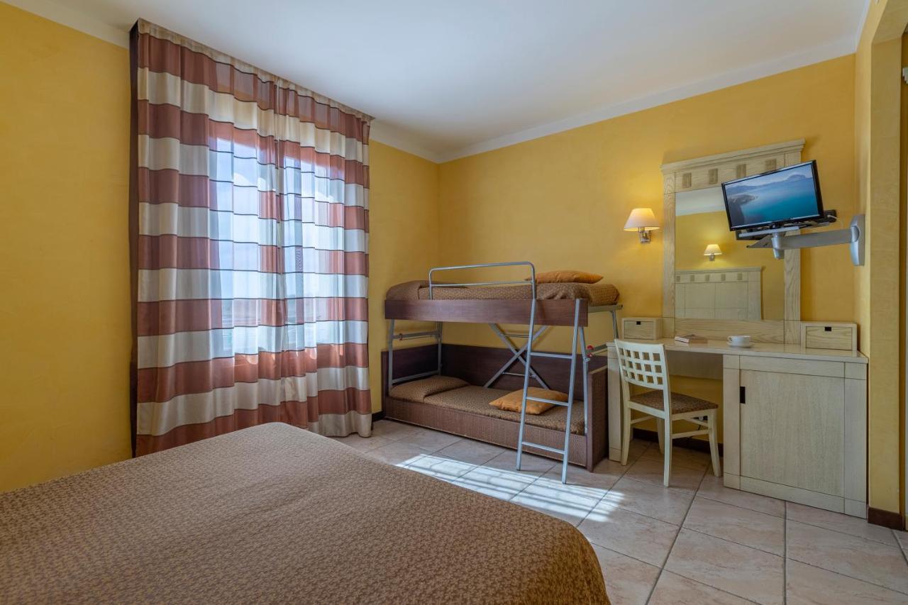 Zina Family Hotel 4*