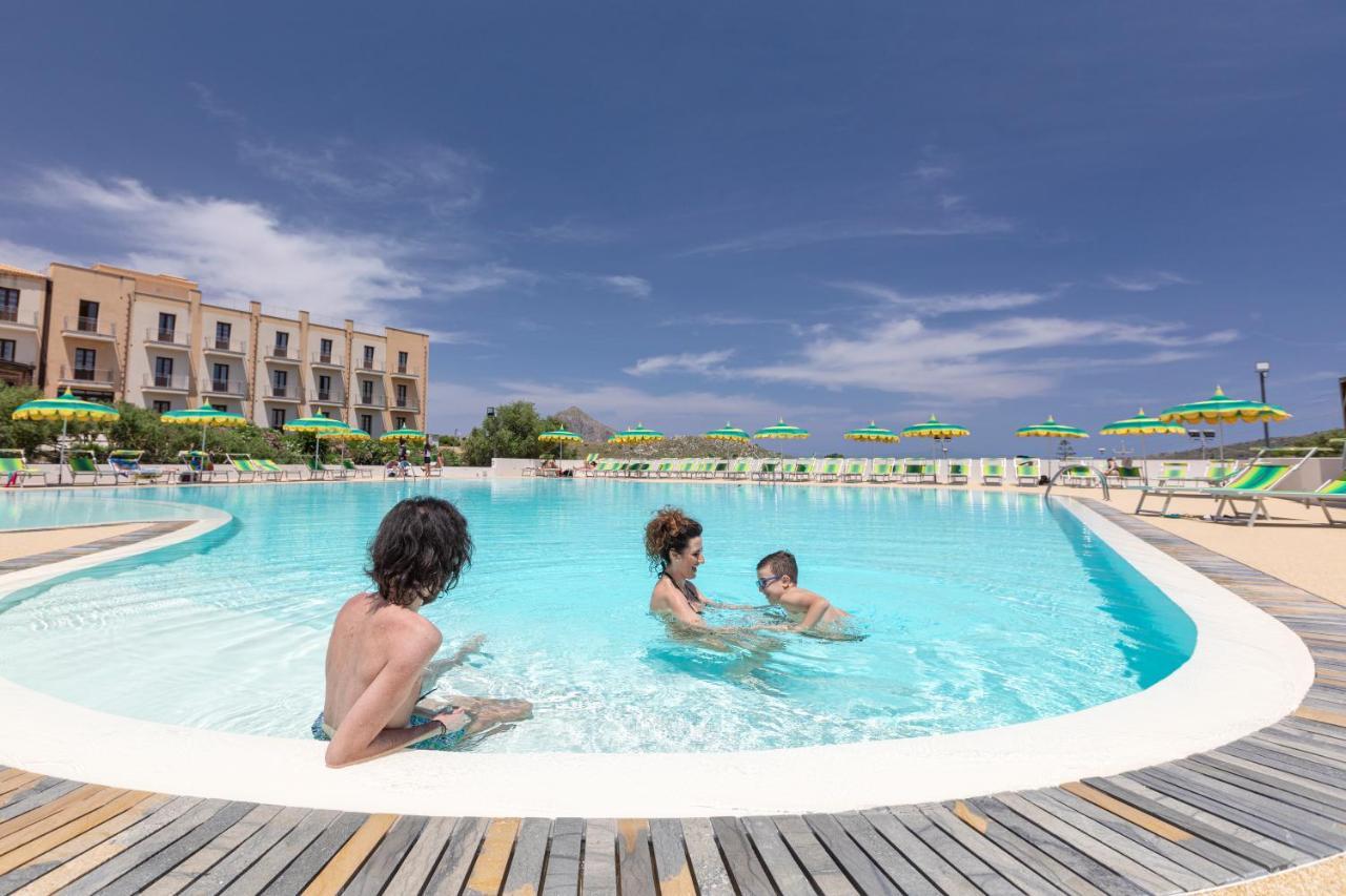 Hotel Zina Family 4*
