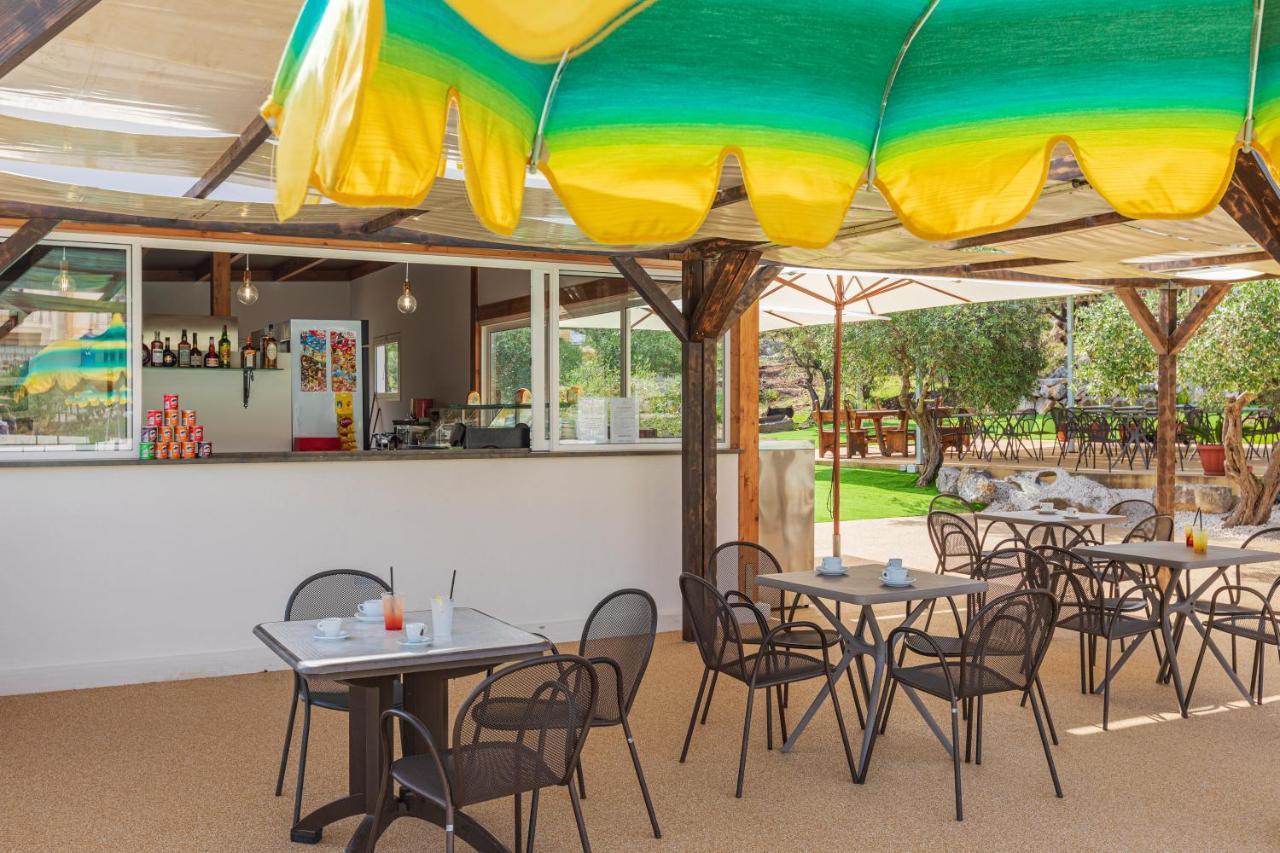 Zina Family Hotel