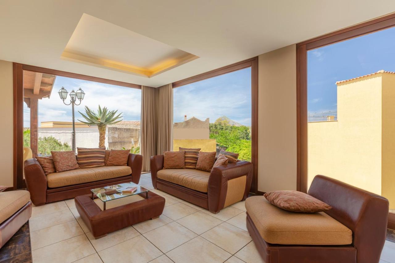 Zina Family Hotel