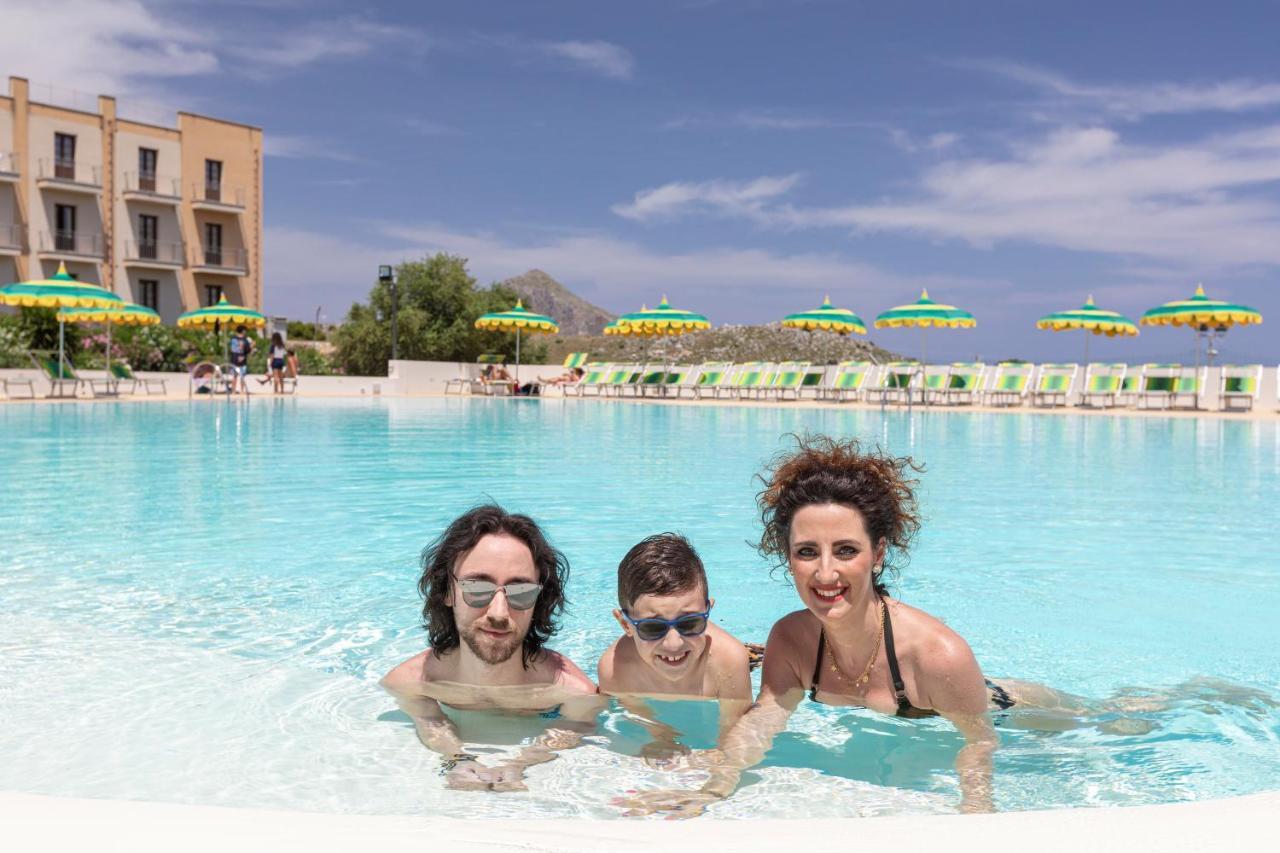 Zina Family Hotel