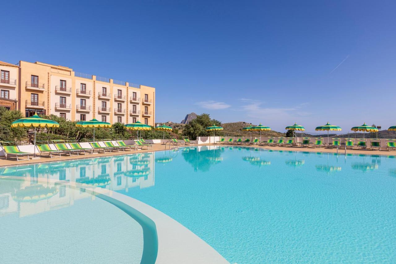 Hotel Zina Family